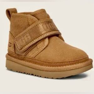 UGG Kids Boots (Neumel Snapback)